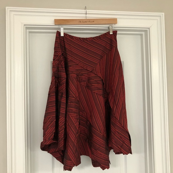Gorgeous Asymmetrical Pleated Stripped Deep Burnt Orange Reddish Skirt - Picture 2 of 4